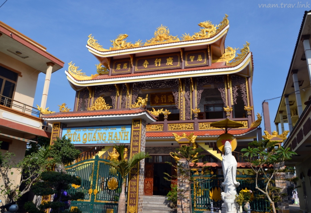 буддийский храм в Ла Ги