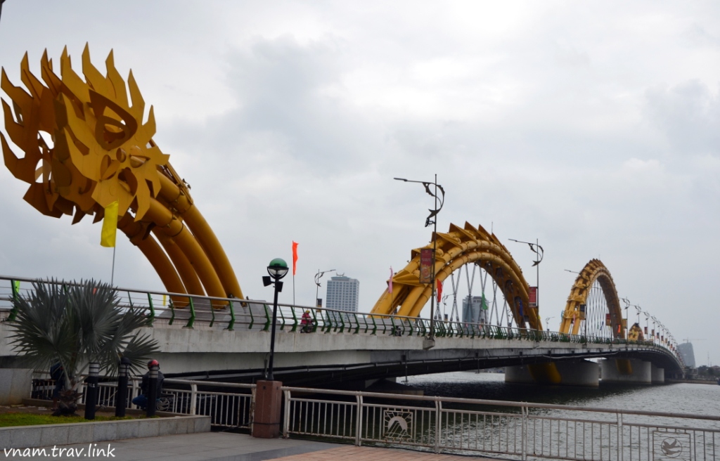 Мост дракона во Вьетнаме